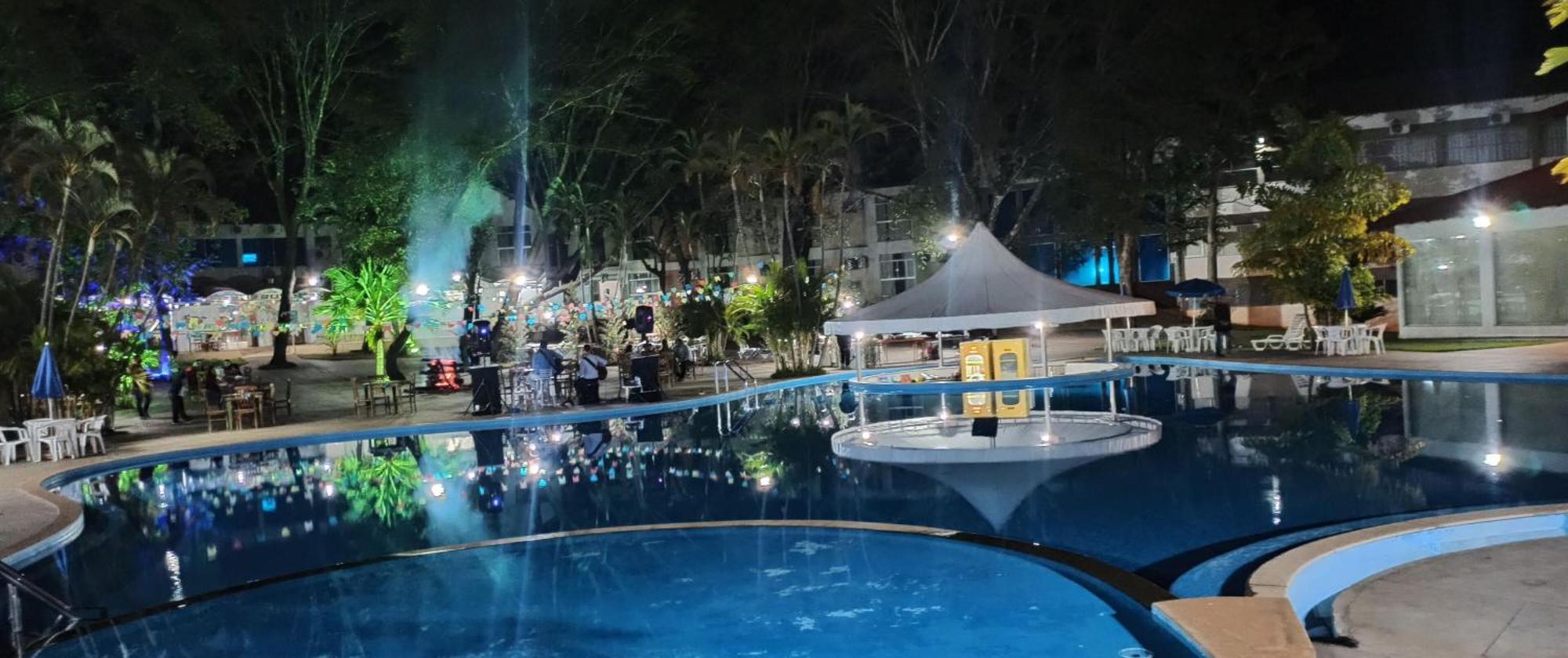 Hotel Agua Das Araras Paraguacu Paulista Extérieur photo